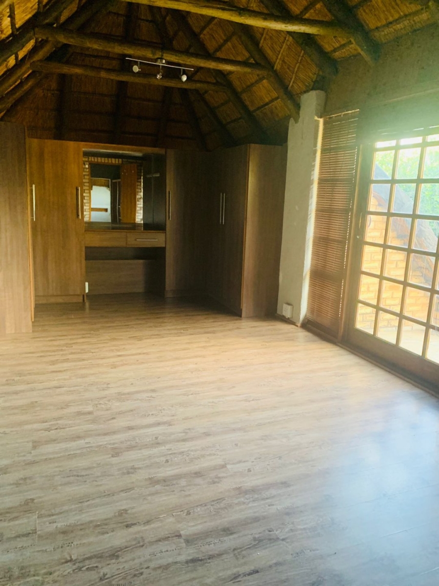 3 Bedroom Property for Sale in Wilkoppies North West